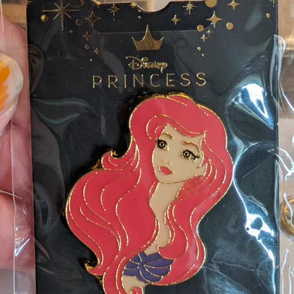 Princess Enamel Pin with Red Hair - Picture 2 of 5